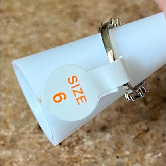 Bomb Party RBP5661 One in the Same Sapphire Spinel on Rhodium Ring - Picture 4 of 5